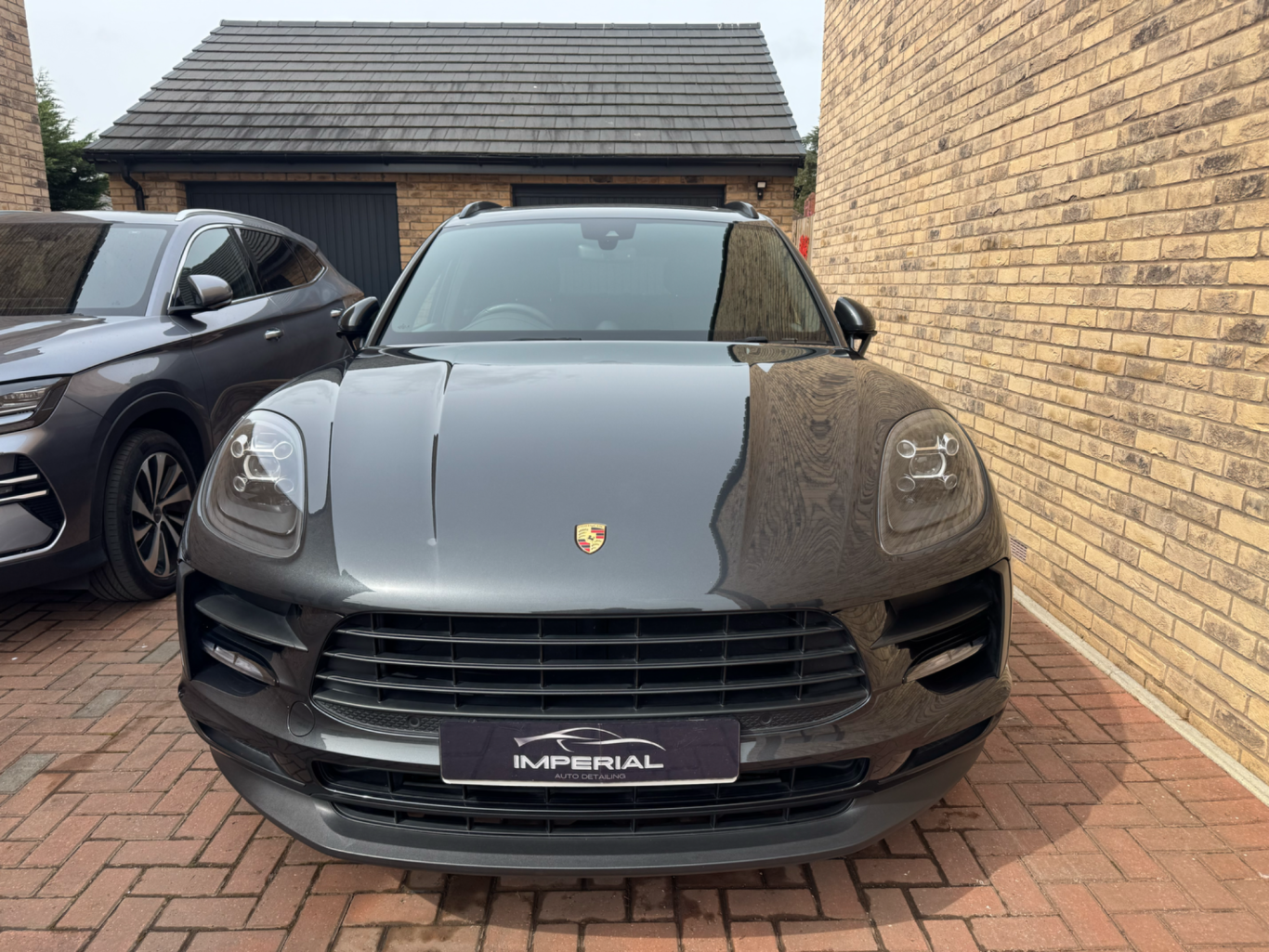 Porsche Macan Platinum Package